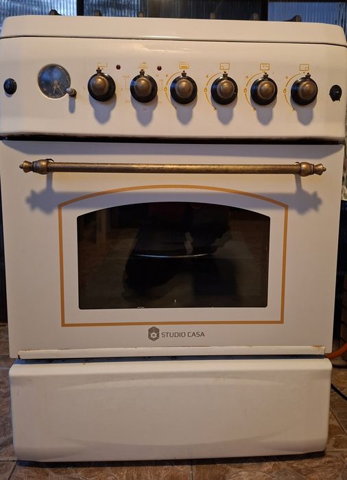 Aragaz pe gaz si electric marca Studio casa model vintage culoarea cre