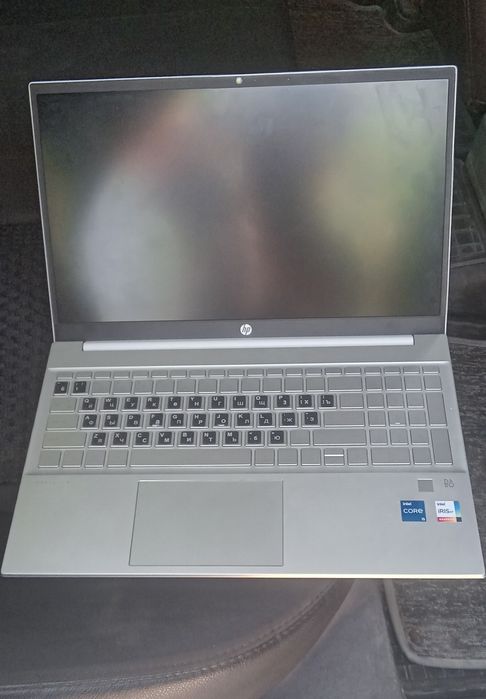 Noutbuk hp 15-eg0079TU srochno sotiladi