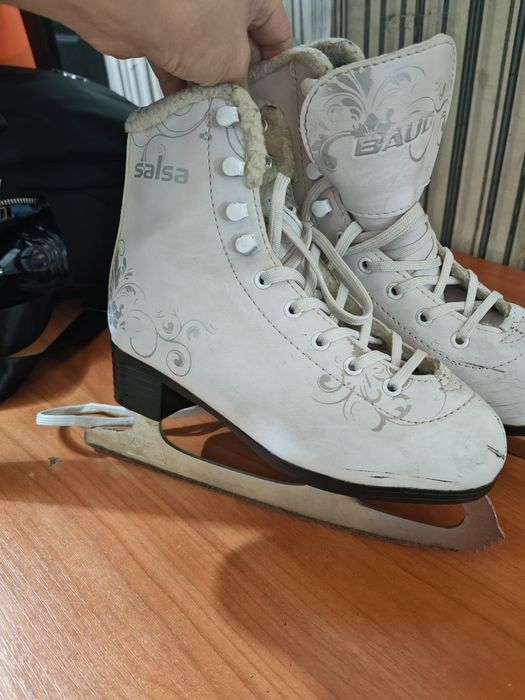 Продается коньки