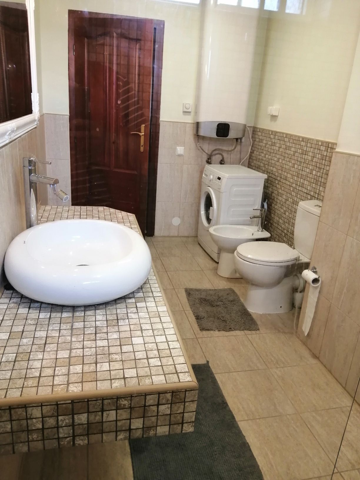 PF.Casa cu garaj 2cam cu curte,acces aut.,garaj,centru,Șirul Canonicil
