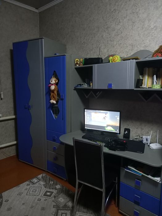 Спальный гарнитур