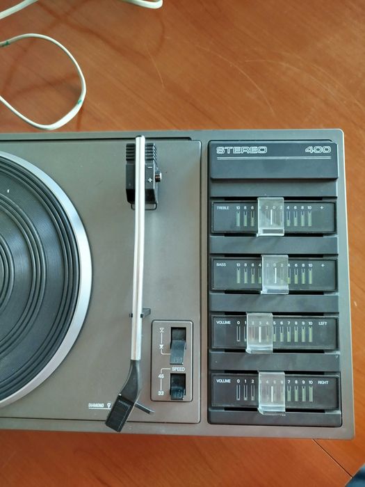 Pick-up Philips model 22 AF 400 cu amplificare interna! Made in France