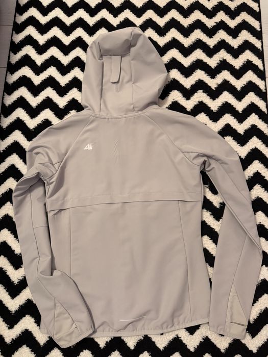 Softshell anti vant 4F marimea xs