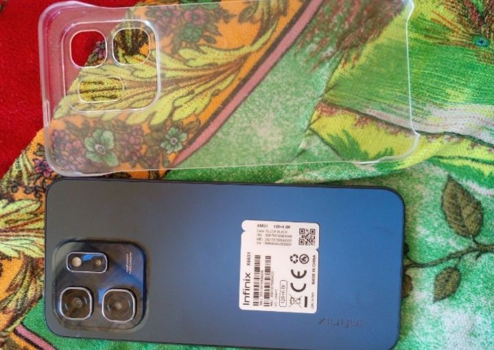 Infiniks hot 50 i срочно сотилади