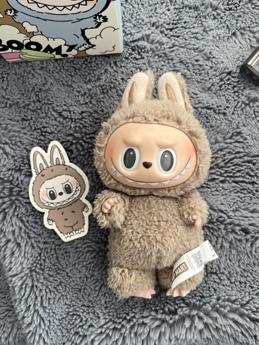 Оригинално labubu exciting macaron