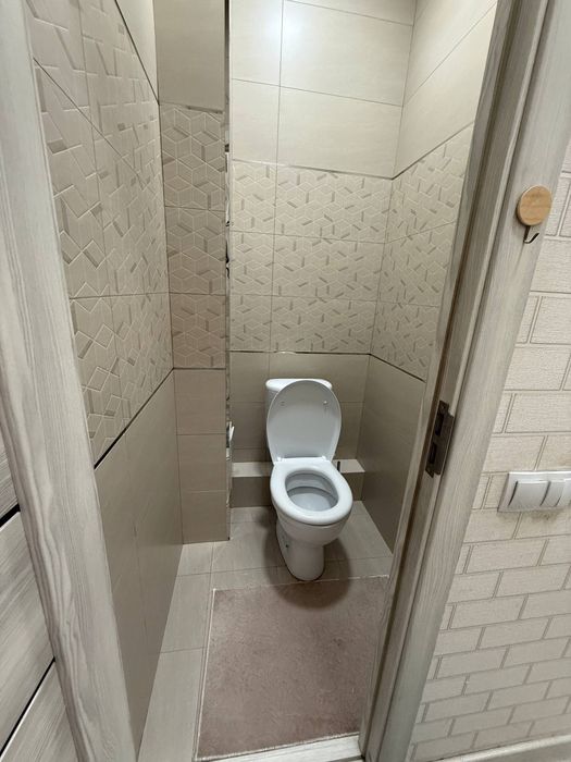 Chilonzor tumani Novza metro bekatiga yaqinda kvartira bor