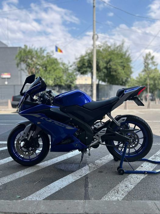 Yamaha YZF-R125 2021