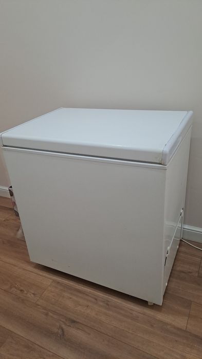 Продам морозильник Бирюса