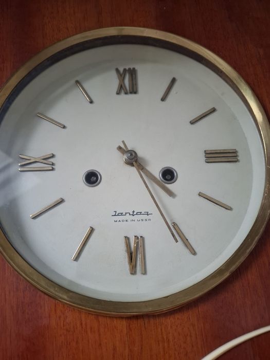 Vând ceas cu pendul