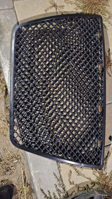 Продам решётку на газель с огоньками