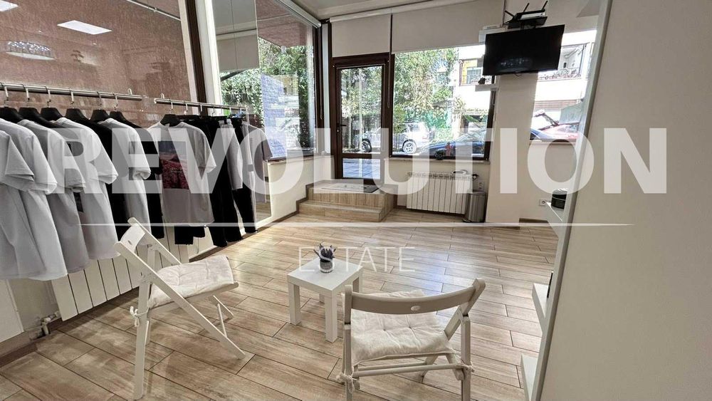 Продава се Магазин в Пловдив, Кършияка - 35 кв.м за 2352 €/кв.м - Снимка #2