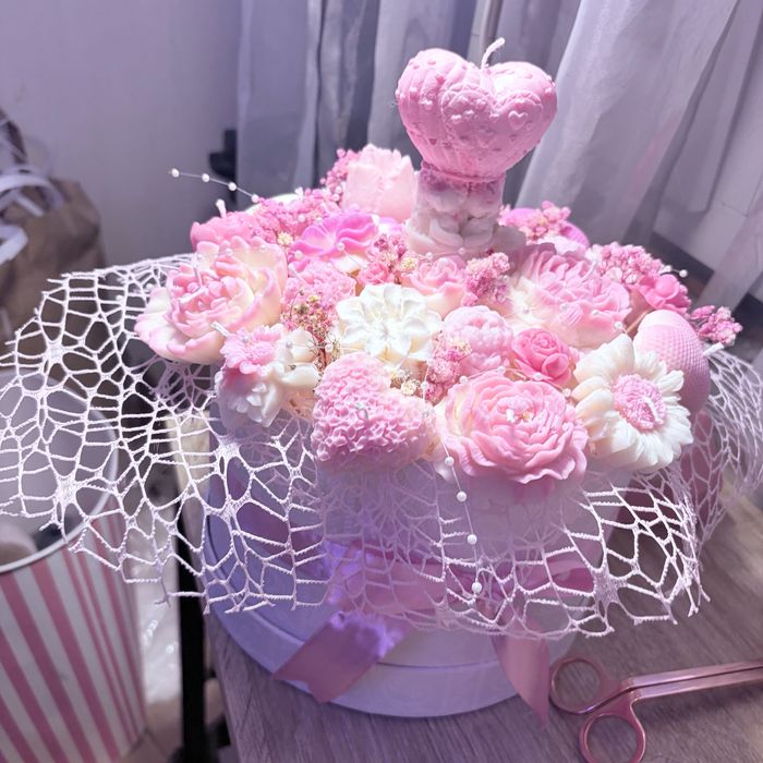 Lumanari din soia si licheni stabilizati