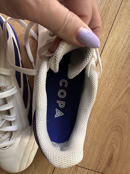 Футболни обувки Adidas отигинални за момче