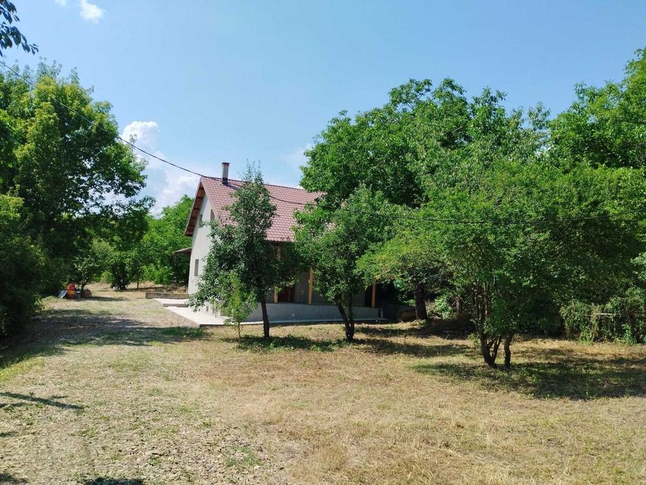 Casă de vanzare 106mp, S+P+M, garaj, teren 2700mp, capăt Copou
