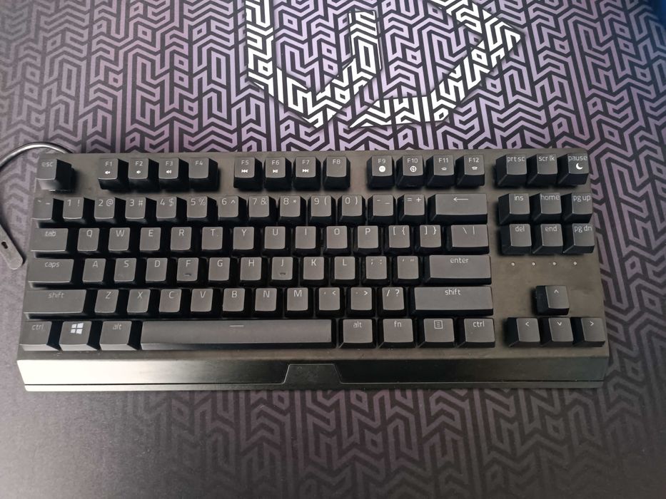 Razer Blackwidow V3 Tenkeylees механична клавиетура