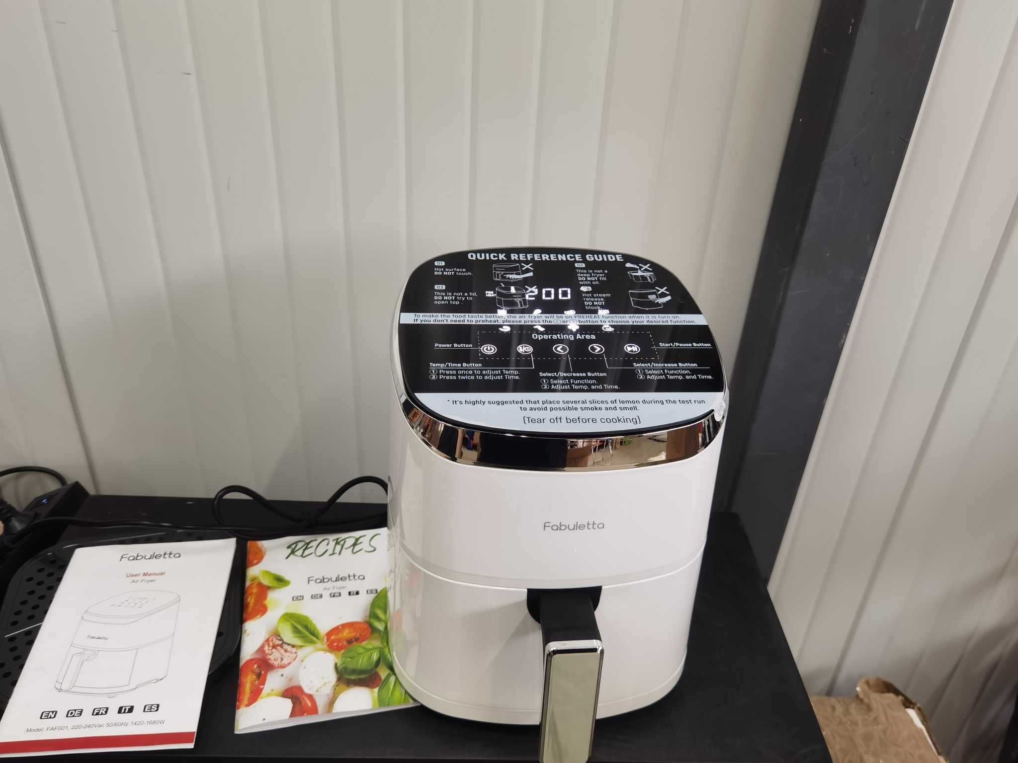 FABULETTA Air Fryers 4L, 1680W, 9 програми, цифров дисплей, ПРОМОЦИЯ