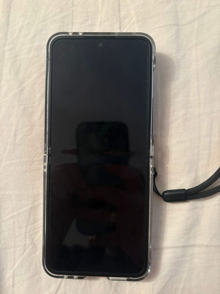 Samsung Galaxy Flip 6