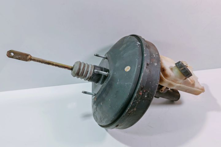 Tulumba Frana Mercedes-Benz Sprinter prima generatie 903 (facelift)