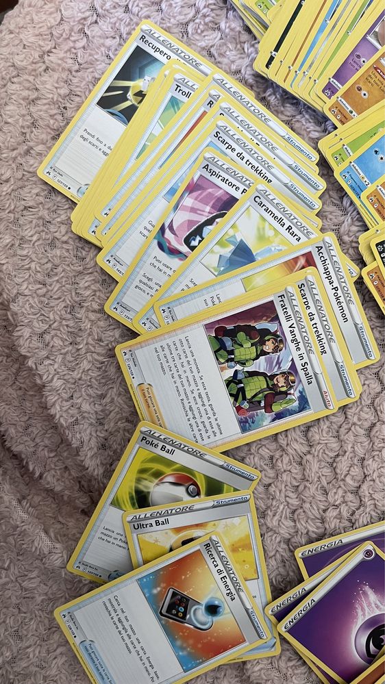 Pokemon cards carti cartonase