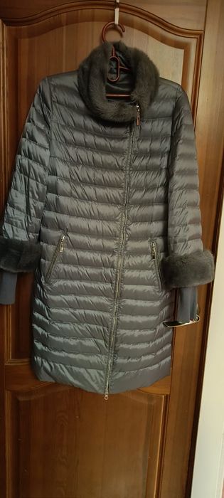 Срочно продам Зимний пуховик