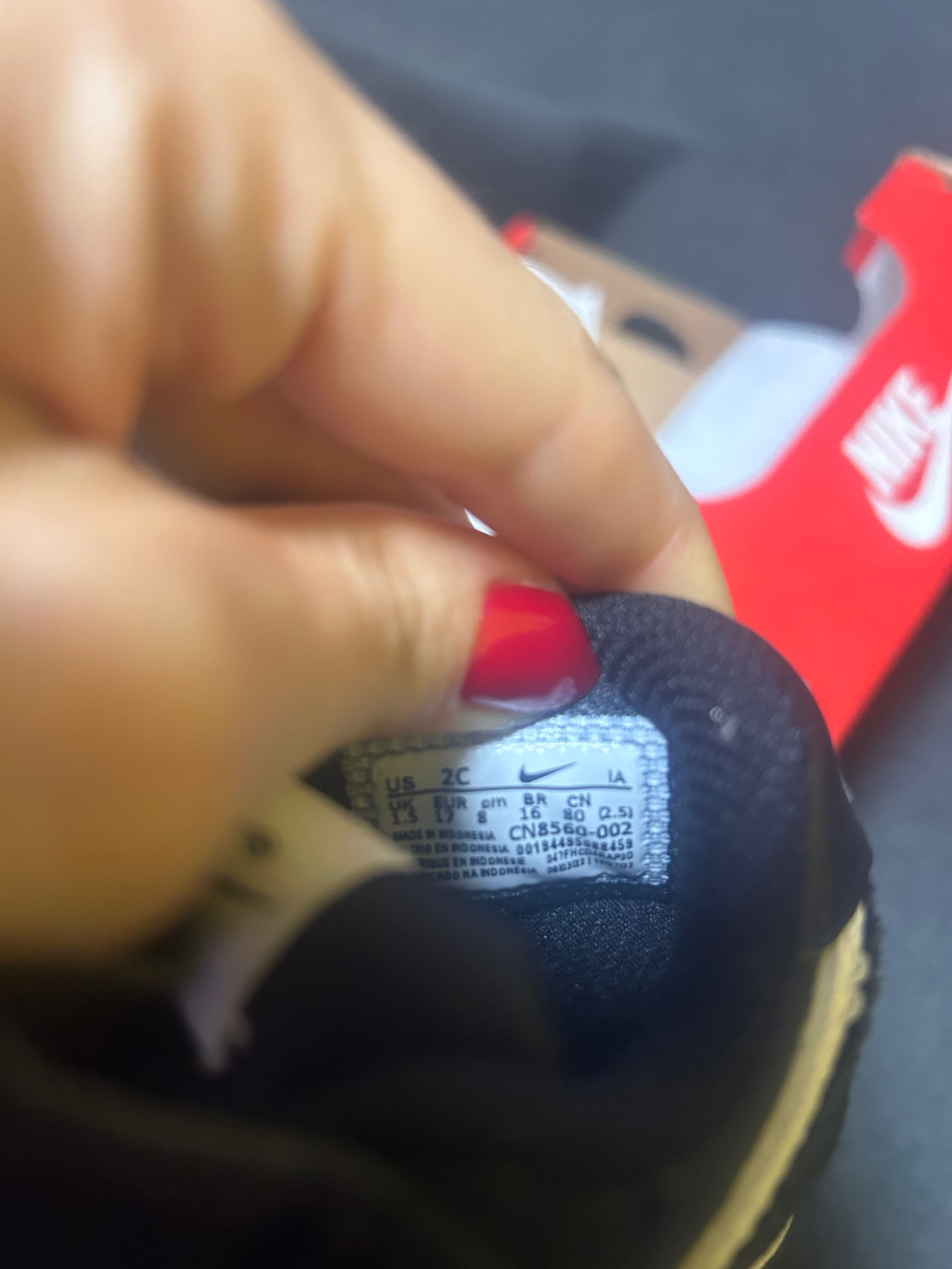 Бебешки маратонки NIKE