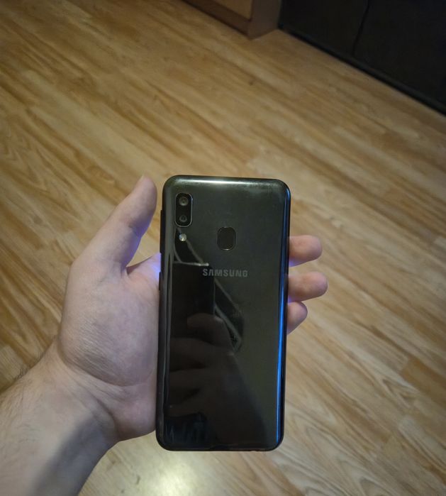 Samsung A20e Се Продава