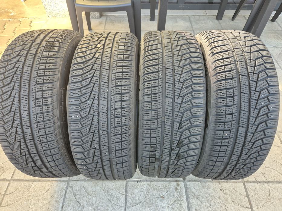 4бр.зимни гуми 215/55/17 98V HANKOOK  Winter I Cept evo 2