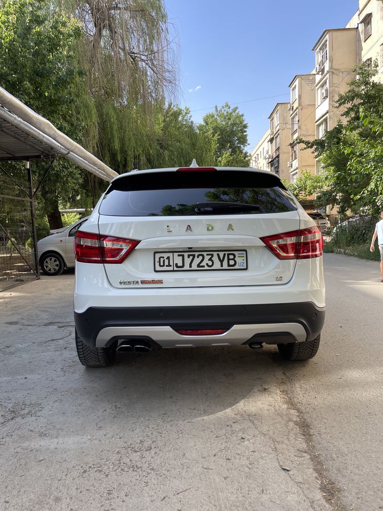 Lada vesta sw cross 2019