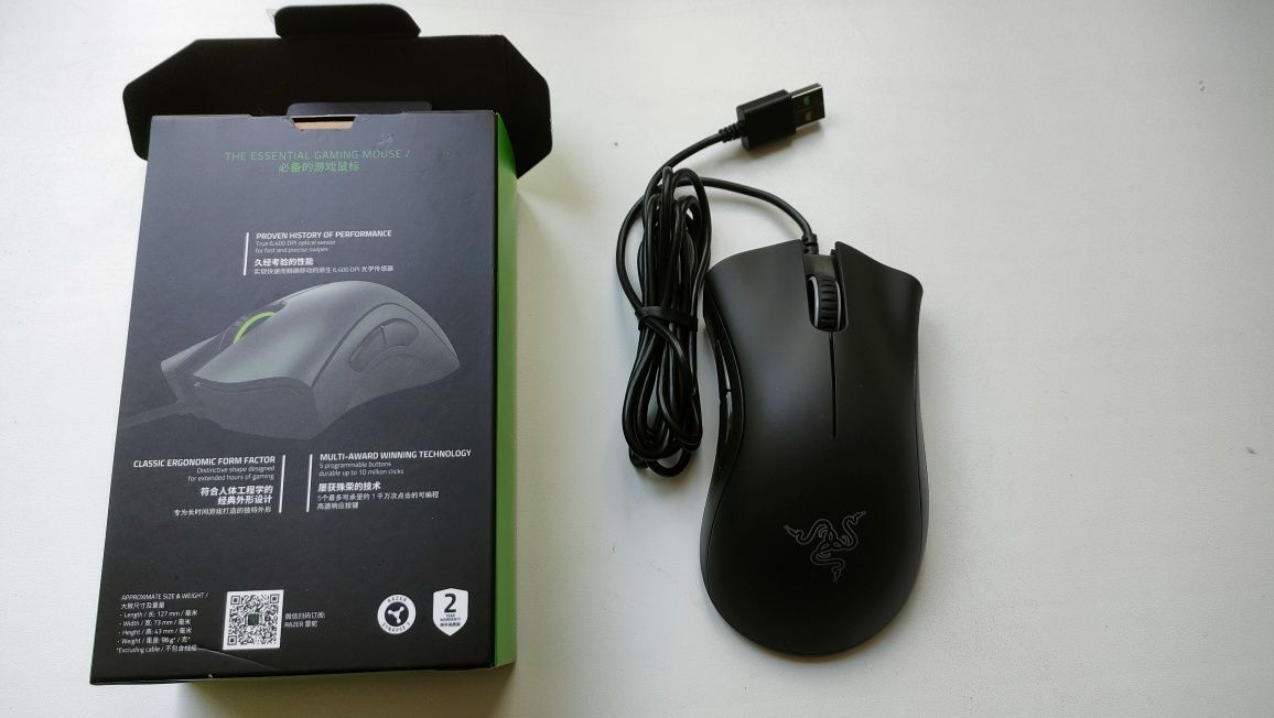 Мышь Razer Deathadder essential