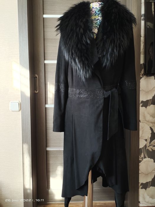 Плащ замшевый воротник чернобурка