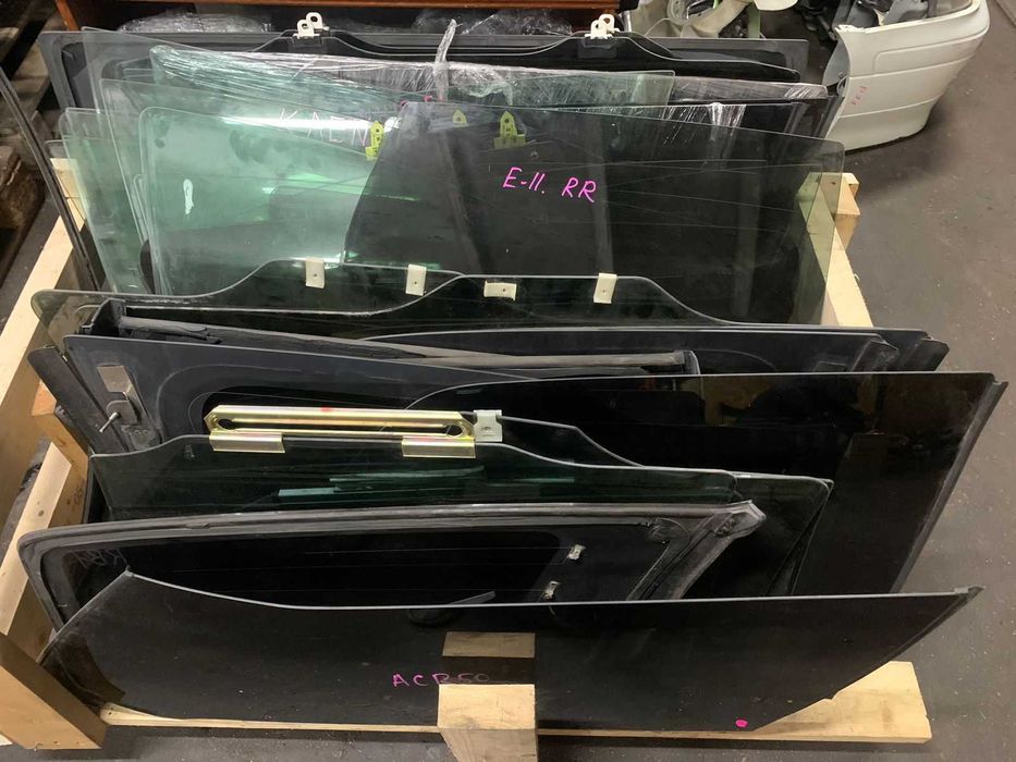 Стекла и собачатники на Японские авто