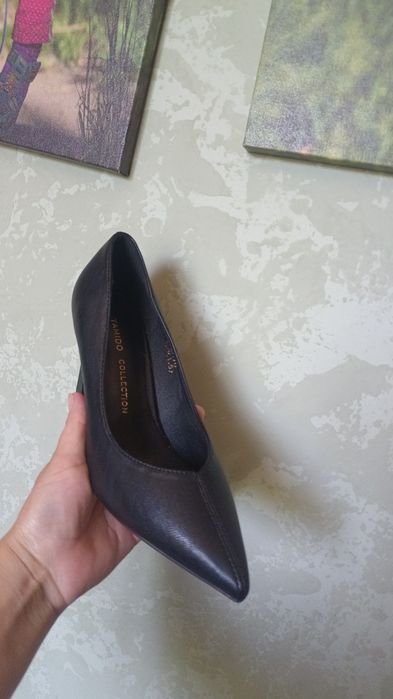 Продам женские туфли