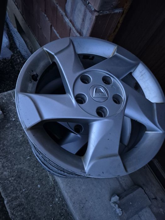 jante duster 16 aliaj