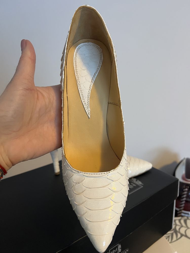Pantofi albi din piele de sarpe Marian Nedelcu