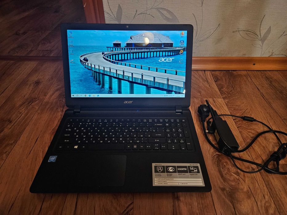 Продам современный, надёжный ноутбук Acer Aspire ES1-533