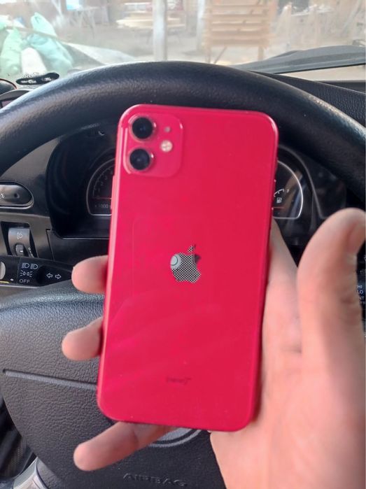 Iphone 11 128Gb 74 yomks karobkalari bor