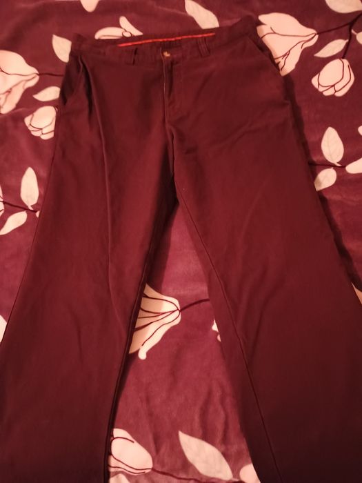 Pantaloni de Vânzare