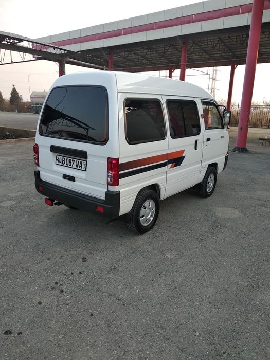 Дамас сотилади бир ку́л.