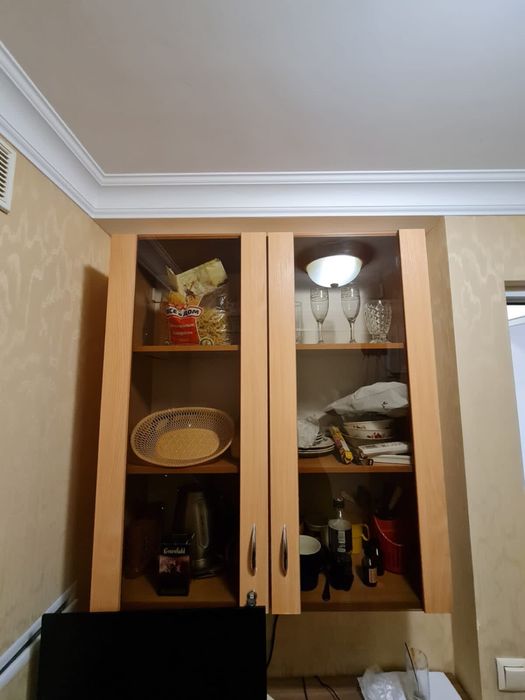 Продам навесной шкаф