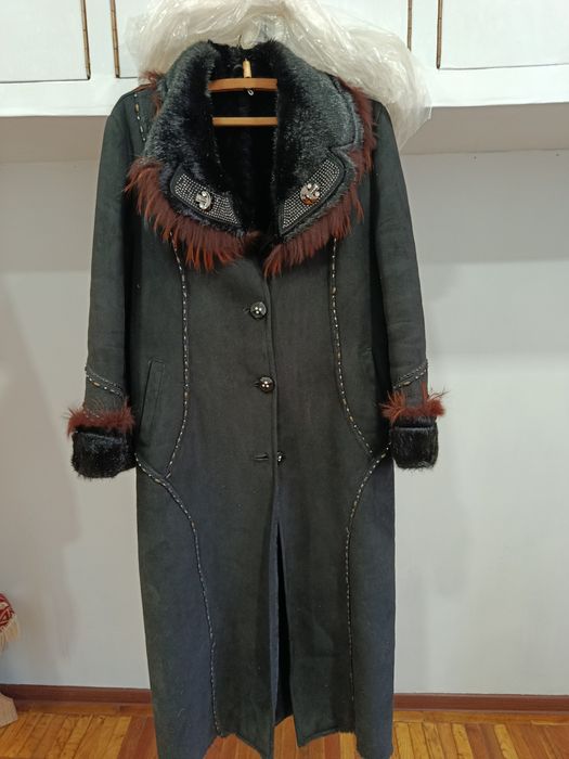 Продам две разные дублёнки,каждая по 500 тысяч сум! Торг уместен