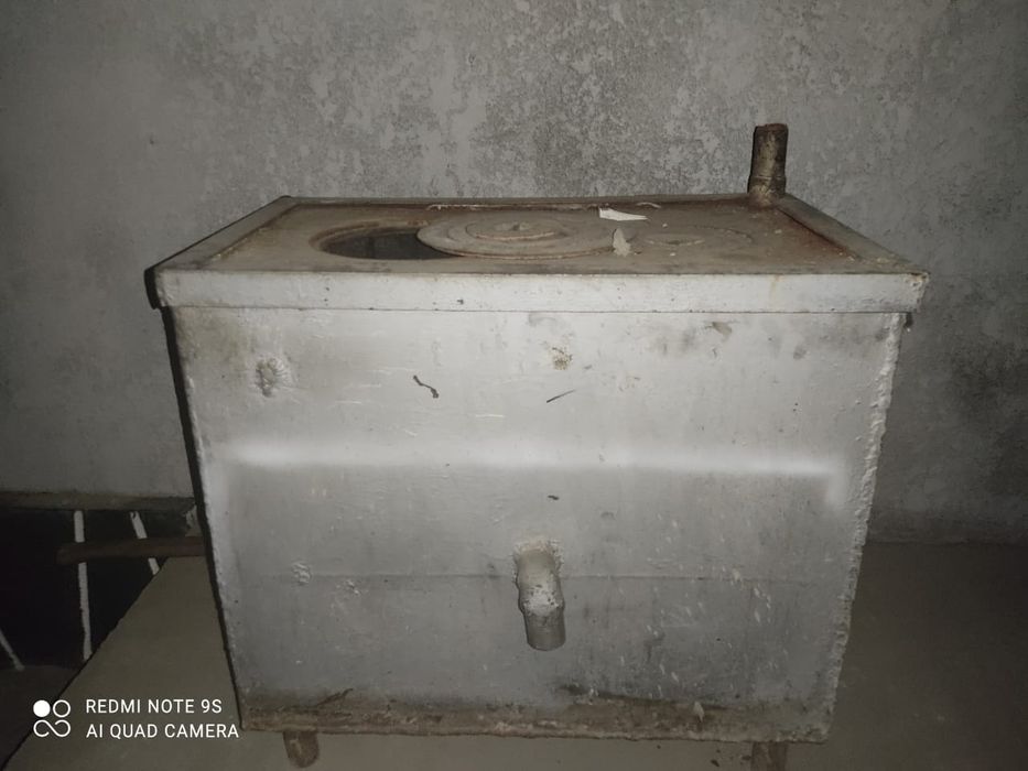 Продам водяную печку.б/у