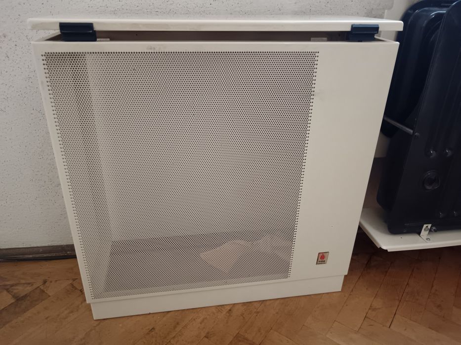 Vând 2  Sobe Covector