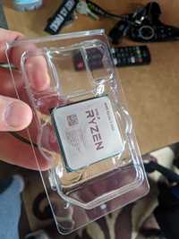 De vanzare CPU Ryzen 5 3600 +RX6700xt