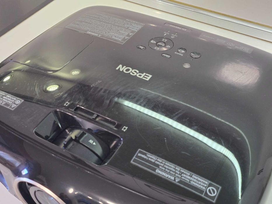 Проектор за домашно кино Epson EH-TW6100 1080p 2300 ANSI Lumens