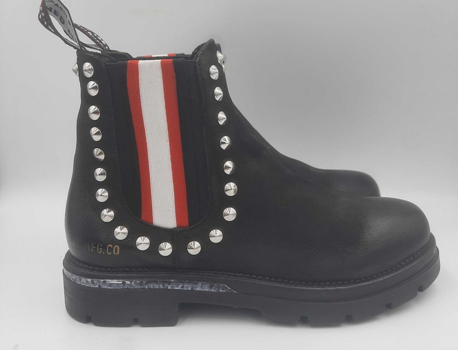 Superbe ghete chelsea REPLAY originale noi piele foarte comode 39