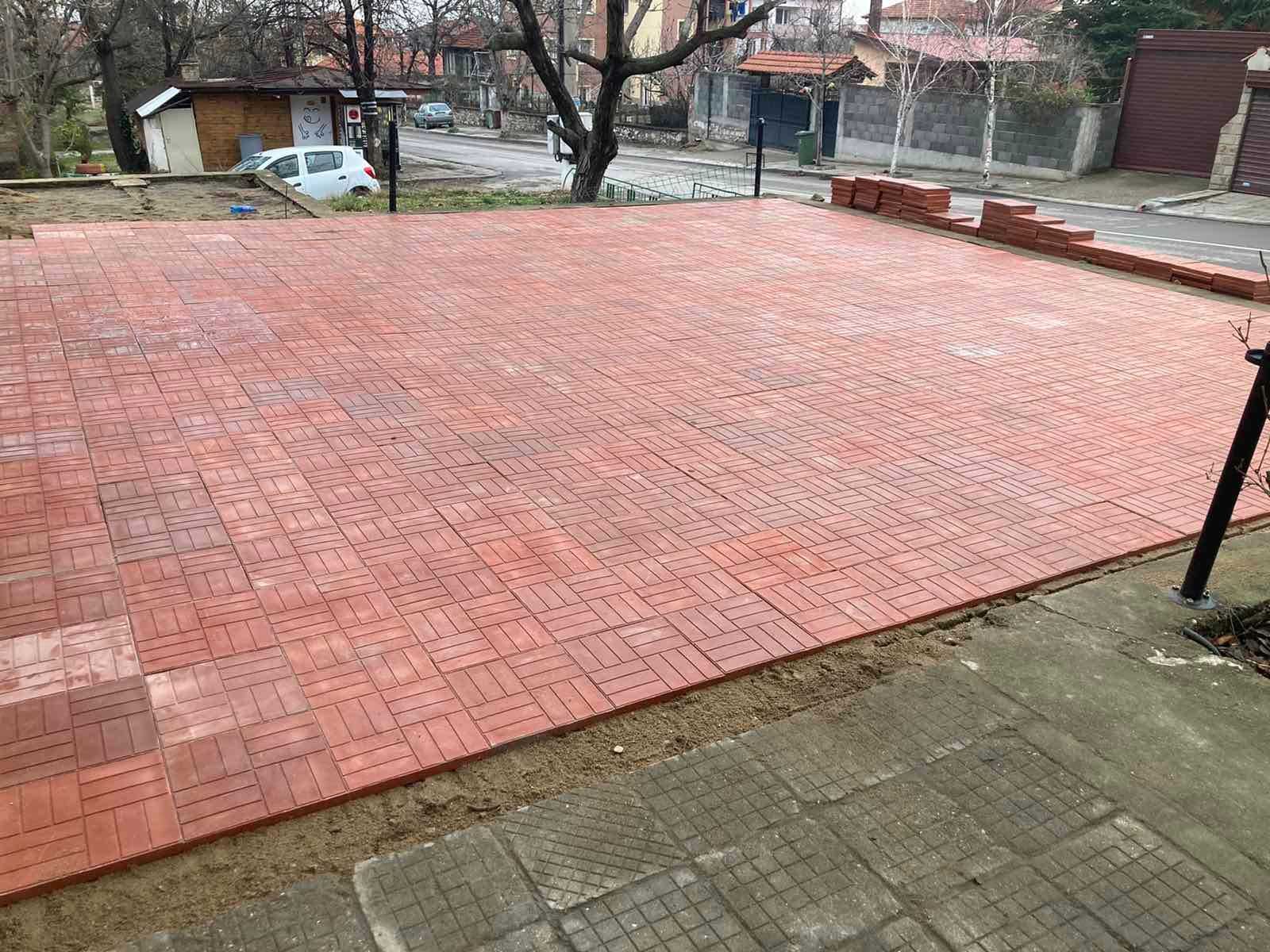 тротоарни плочки, пясъчно-полимерни