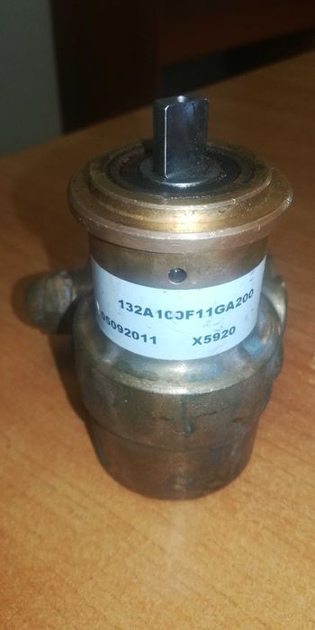 Ротационна помпа за професионални кафе машини и други уреди