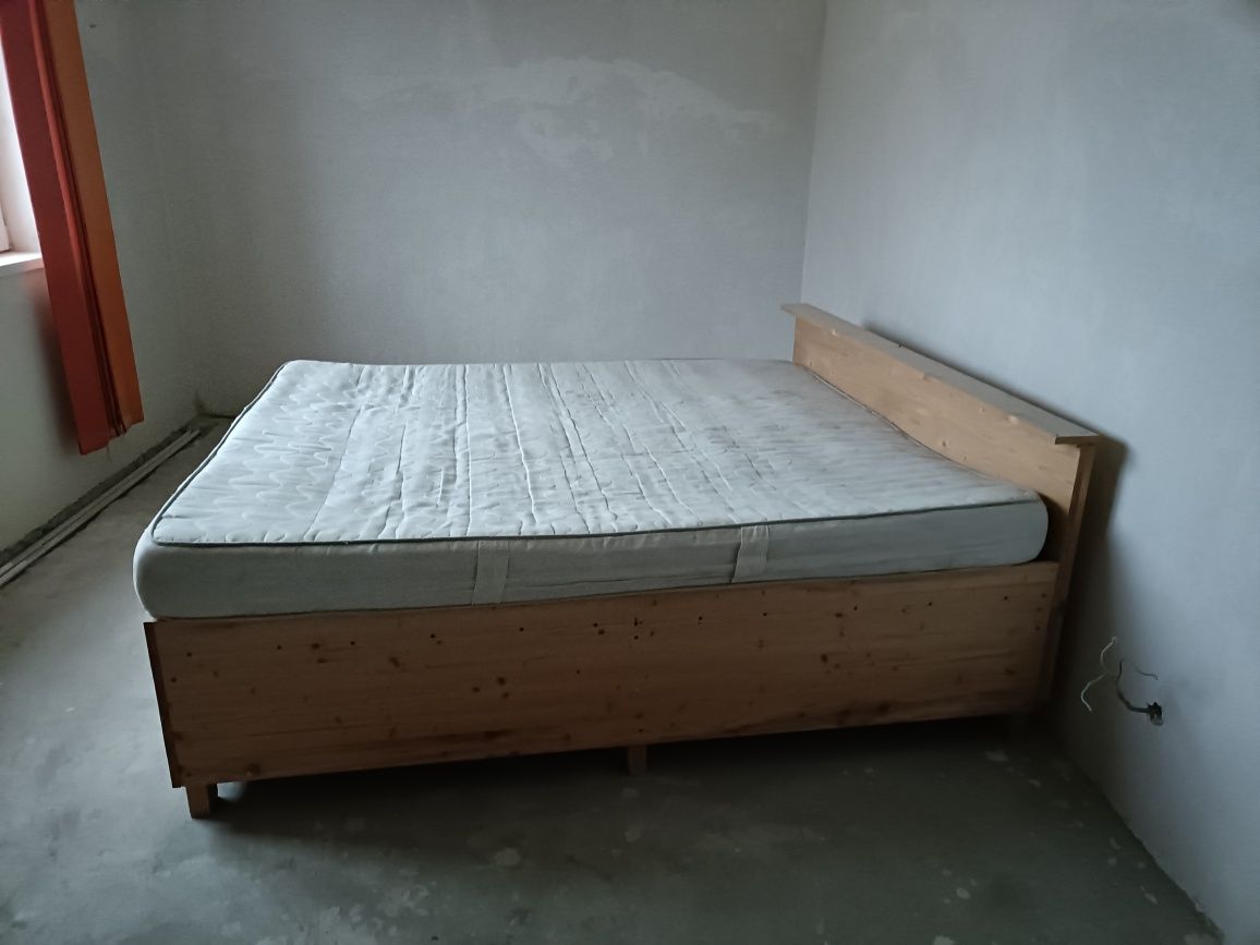 Pat din lemn 180/200