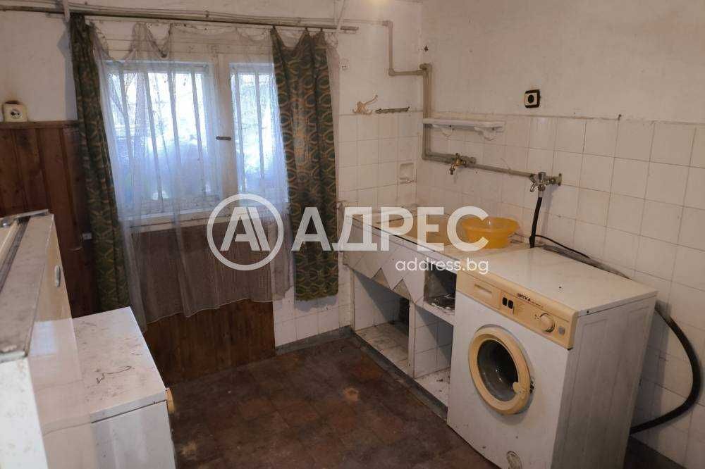Продава се Къща в Разград, Център - 124 кв.м за 658 €/кв.м - Снимка #3