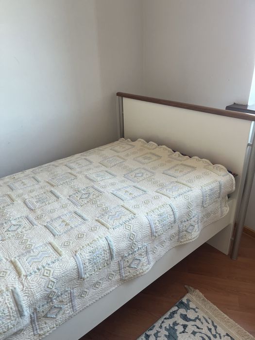 Продается подростковый белый гарнитур